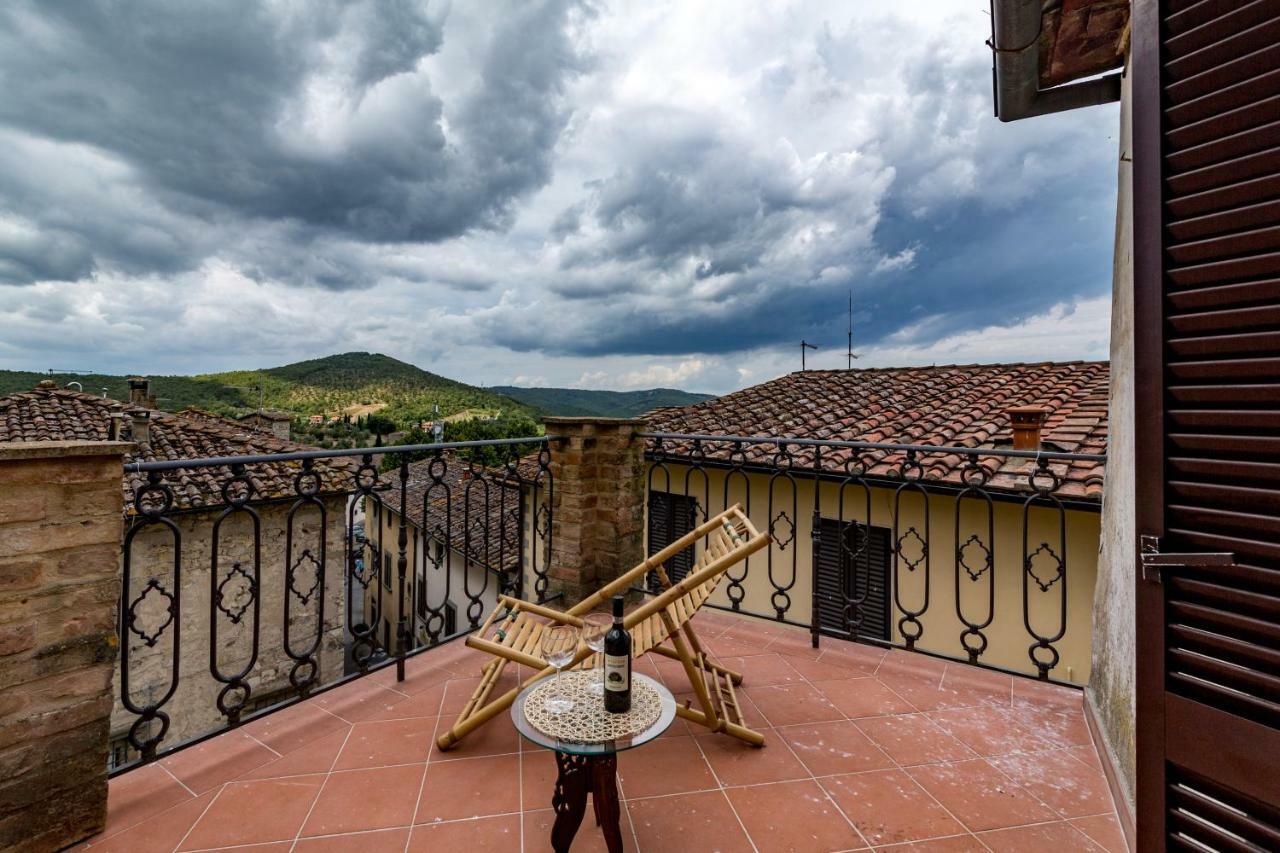 Art Rebus Tower In Tuscany Leilighet Radda in Chianti Eksteriør bilde